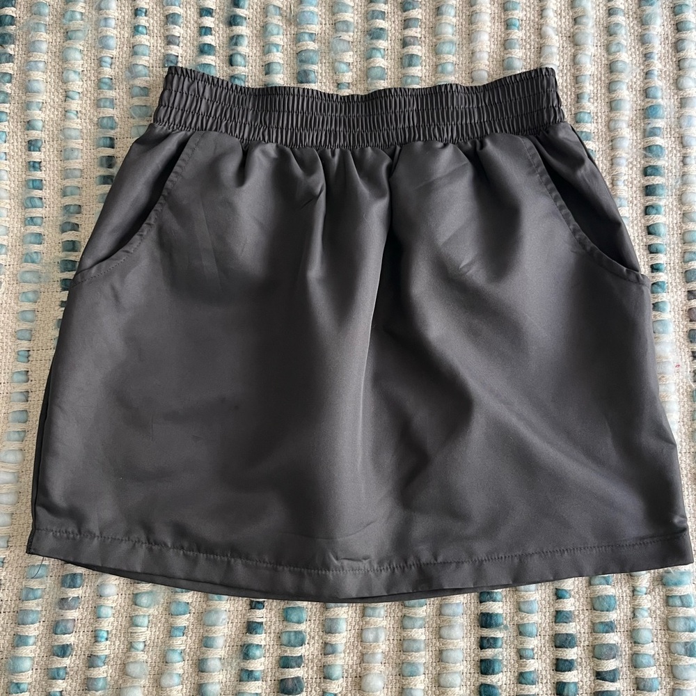 American Apparel Charcoal Elastic-Waist Mini Skirt